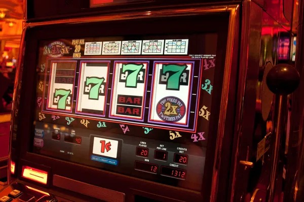 leon188 platform on mobile showing sportsbook, live-dealer, slots, and esports sections